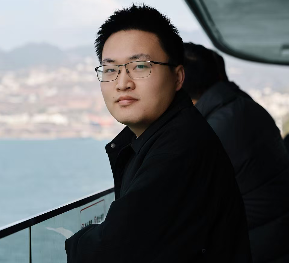 Portrait of Yuxin Zhang